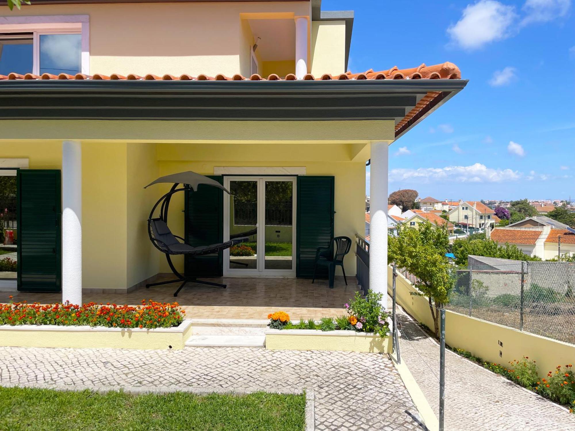 Lolik Villa Sobreda ภายนอก รูปภาพ