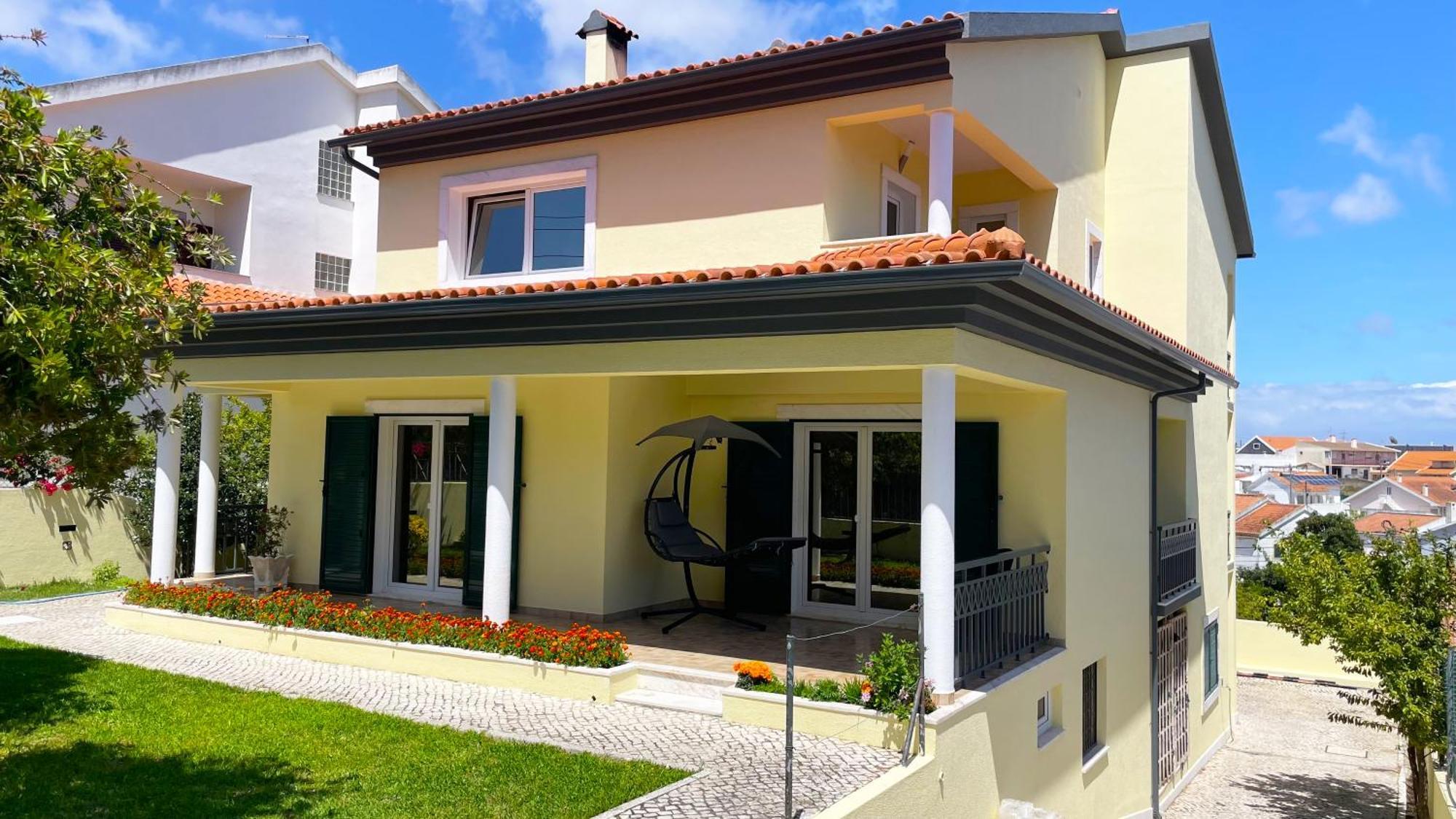 Lolik Villa Sobreda ภายนอก รูปภาพ