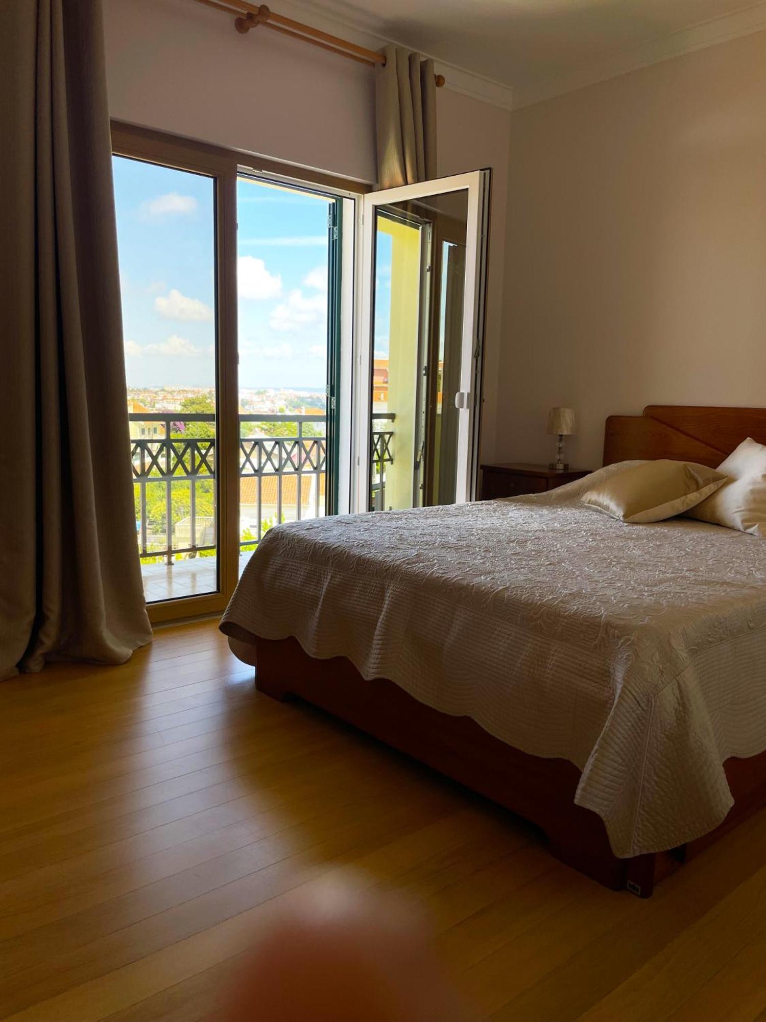 Lolik Villa Sobreda ภายนอก รูปภาพ